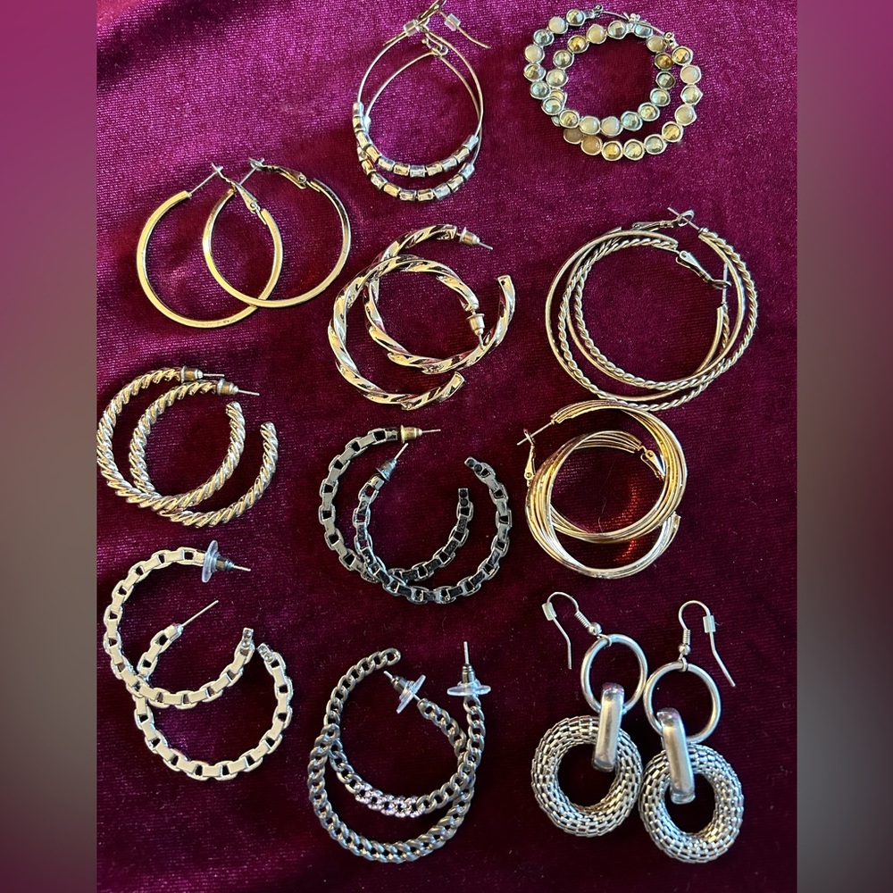 Lot of eleven pairs hoop earrings